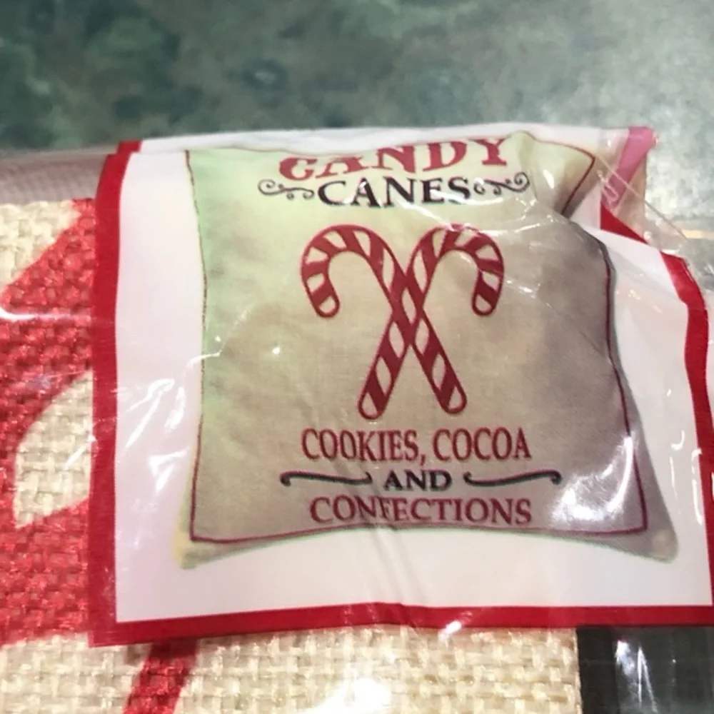 Burlap Christmas holiday candy cane red graphic print décor‎ pillow cases new